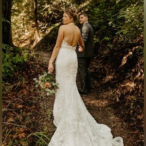 Atelier Pronovias wedding dress size 10.